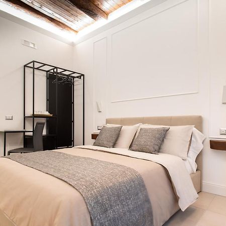 Fagi Rooms In Naples Extérieur photo